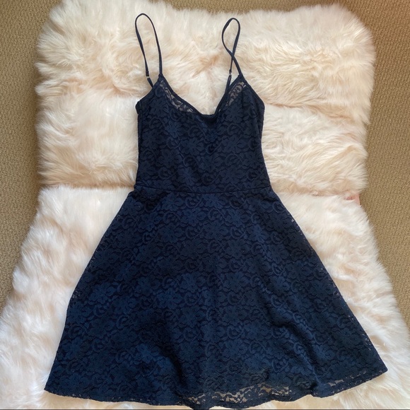 Abercrombie & Fitch Dresses & Skirts - 💓 (B1G2) Abercrombie Navy Lace Dress